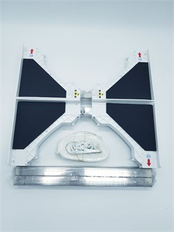 Соединительный элемент Уцененный (повреждены металлические вставки, и отломанный край) для установки в колонну стиральной и сушильной машины 818131994444-уц2