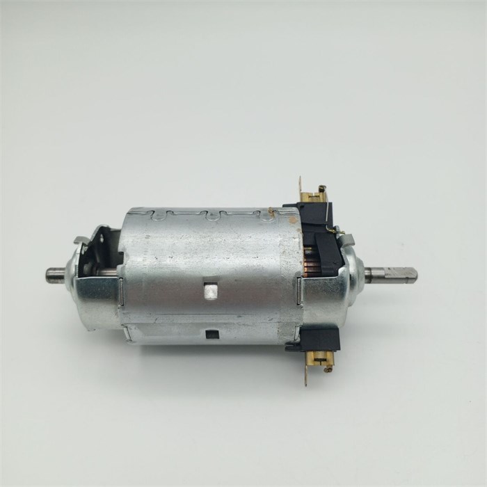 Мотор Б/У для соковыжималки BOSCH RTS174760000082546-бу - фото 441711