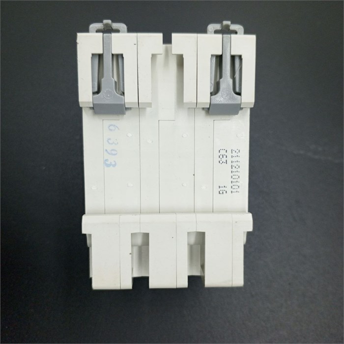3143067 Выключатель автоматический 3п C 63А 4.5кА ВА 47-63 PROxima EKF mcb4763-3-63C-pro 3143067 - фото 450123