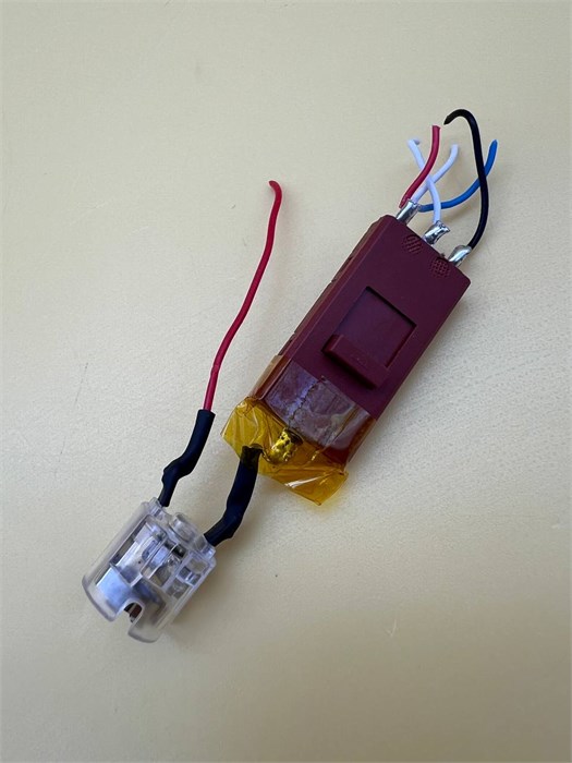 Переключатель режимов работы Б/У для Фен-щетки Rowenta ULTIMATE CARE CF9720F0 RTS1747600000852844-бу - фото 675049