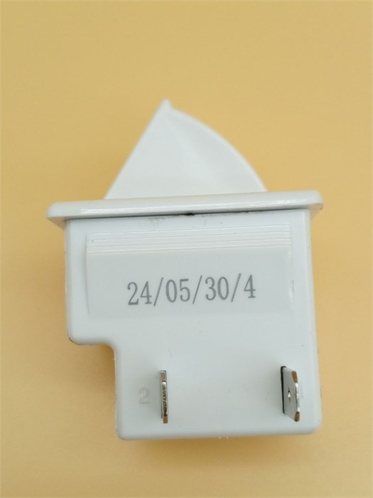 Выключатель света LTK-12 для холодильника BOSFOR BRF 180 WS LF RTS17476000008531749 - фото 712160