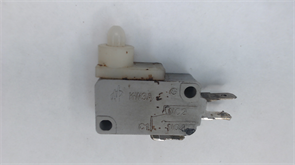 Микровыключатель KW3A 3 контакта для мясорубки BORK M401 Б/у KW3A