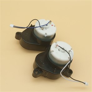 0530075834 Мотор для левой и правой щетки (пара) робота пылесоса HAIER HSR Care 0530075834