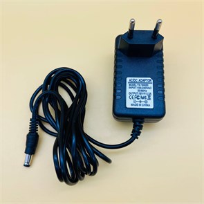 Зарядное устройство 18V 0,5A для пылесоса Bosch Readyy'y BBH214LA BBHF214G BBHF214R BBHL21435 BCHF216B BCHF216S YX-180050