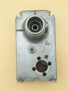 Редуктор в сборе Б/У для мясорубки БЕЛВАР КЭМ-36/120-4 RTS1747600000852132-БУ